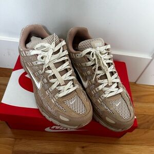 Nike P-6000 PRM Sneaker (Men) HEMP/ SAND DRIFT/ PHANTOM, Size 11.5M